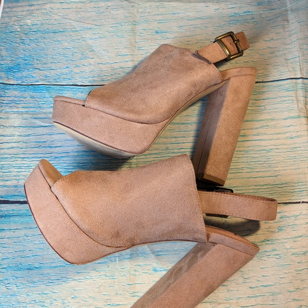 Lemon Drop by Privileged Purity platform size 8